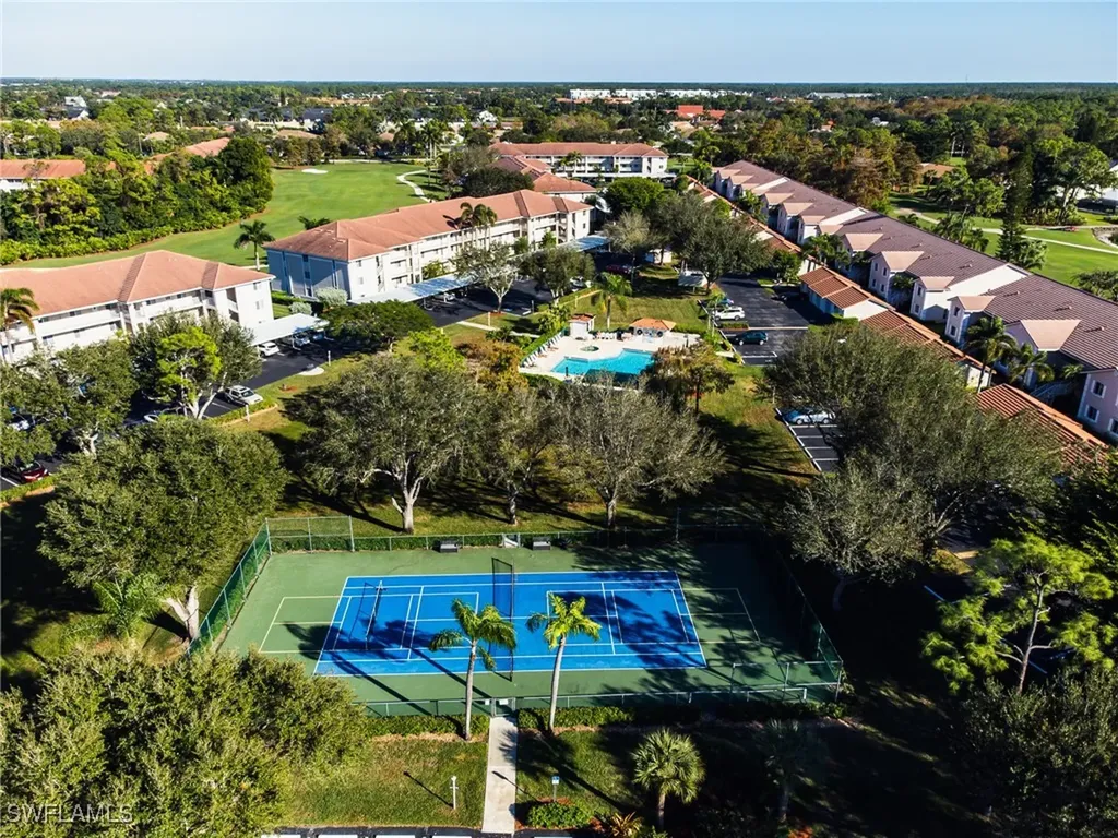 6945 Dennis Circle Naples FL 34104