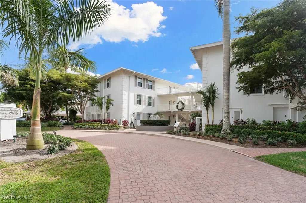 322 Harbour Drive Naples FL 34103