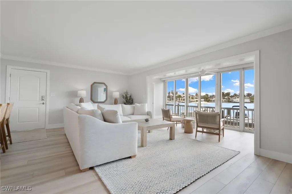 322 Harbour Drive Naples FL 34103