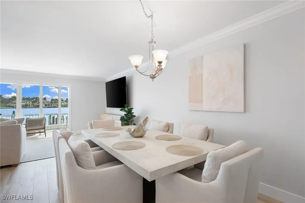 322 Harbour Drive Naples FL 34103