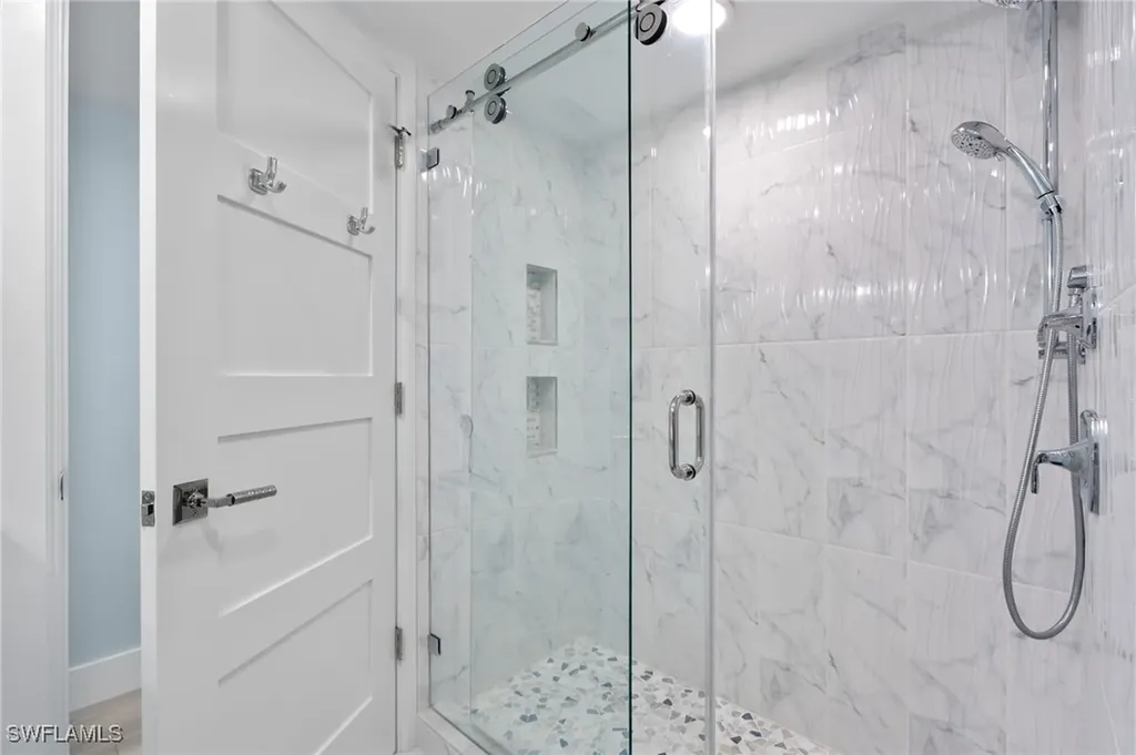 322 Harbour Drive Naples FL 34103