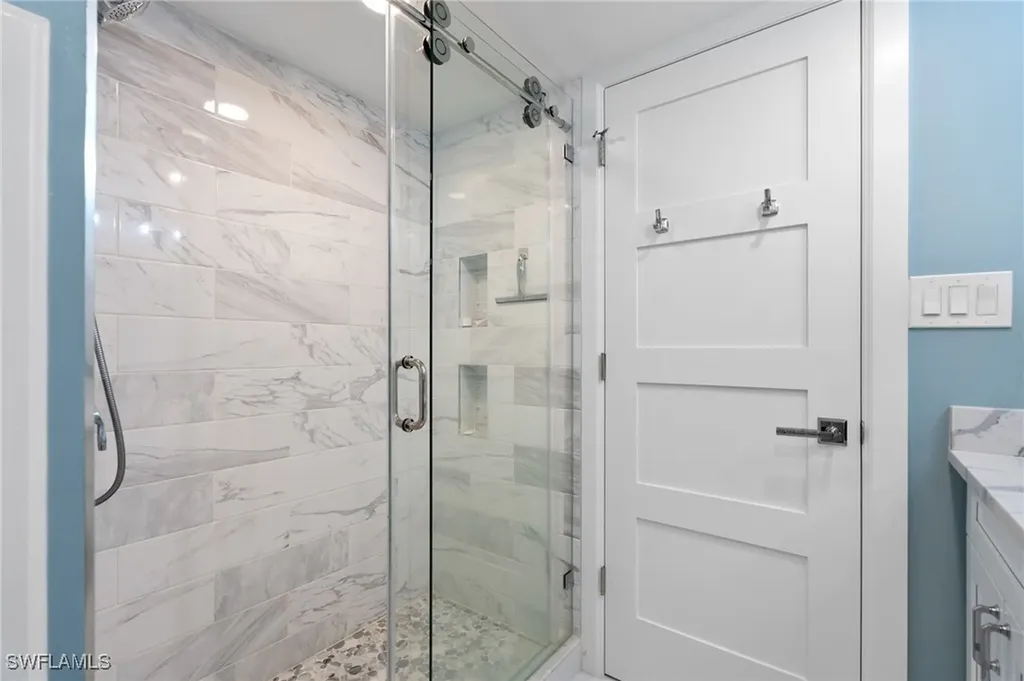 322 Harbour Drive Naples FL 34103