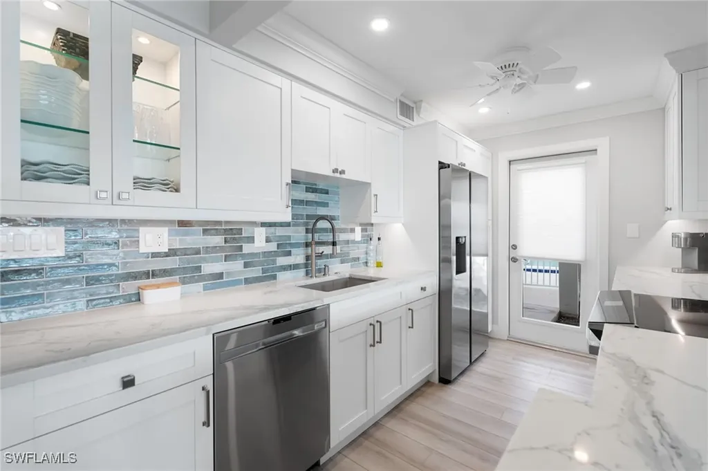 322 Harbour Drive Naples FL 34103