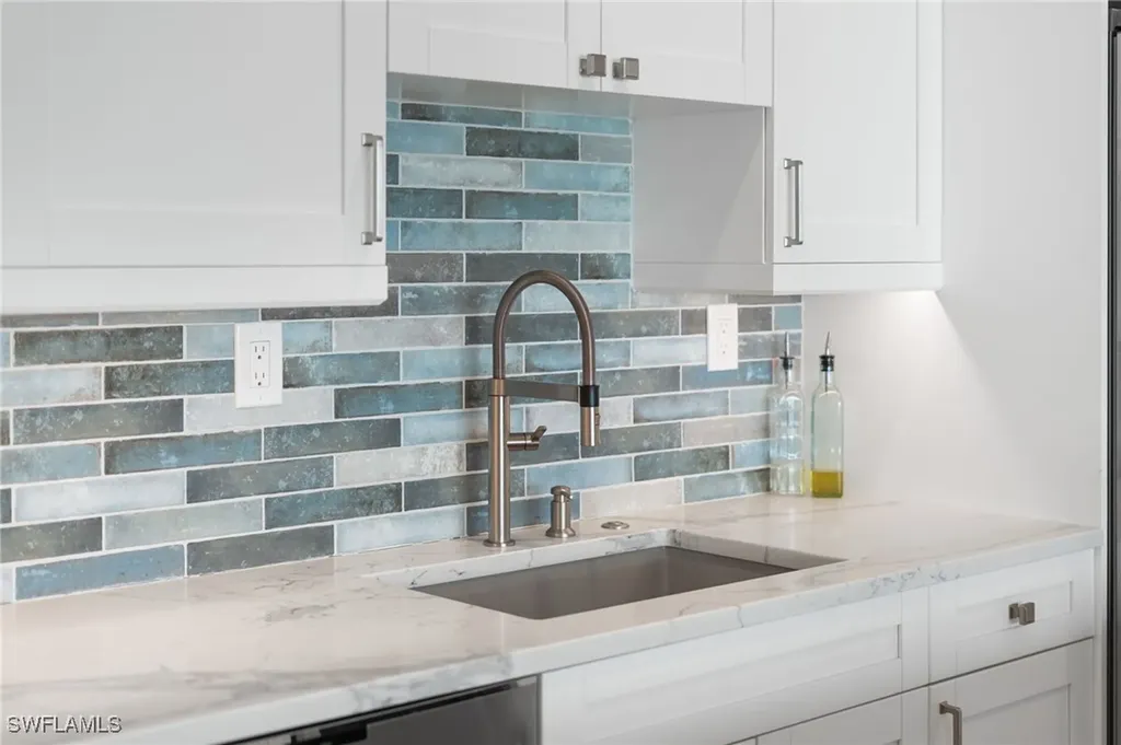 322 Harbour Drive Naples FL 34103