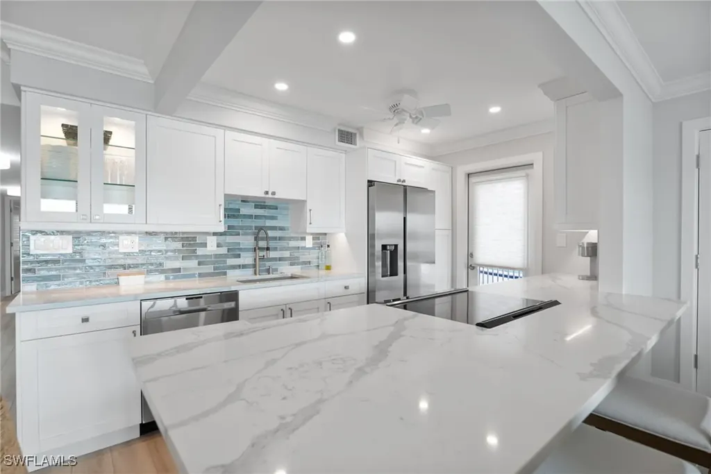 322 Harbour Drive Naples FL 34103