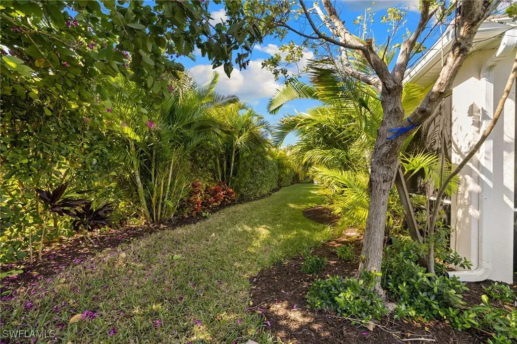 4619 Arboretum Circle Naples FL 34112