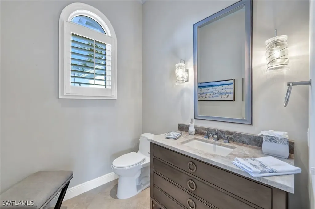 253 Cheshire Way Naples FL 34110