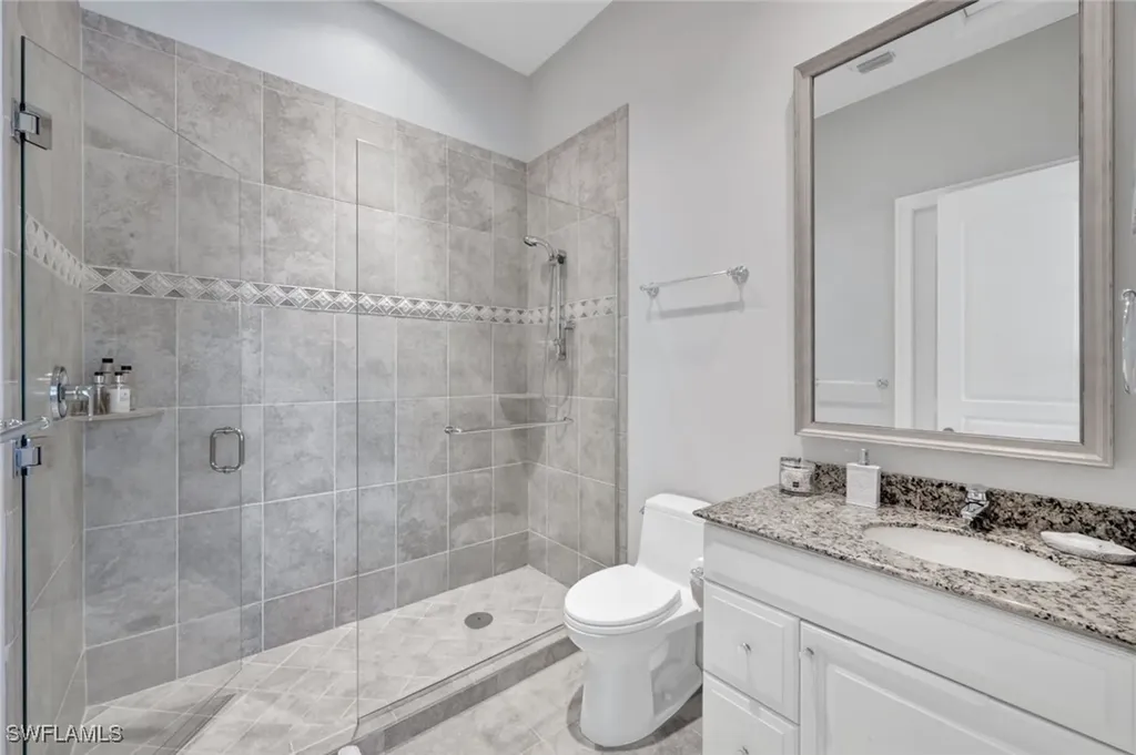 253 Cheshire Way Naples FL 34110