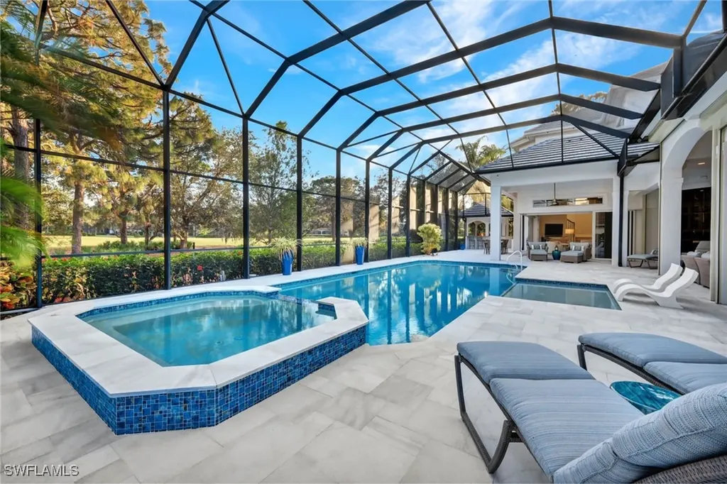 253 Cheshire Way Naples FL 34110