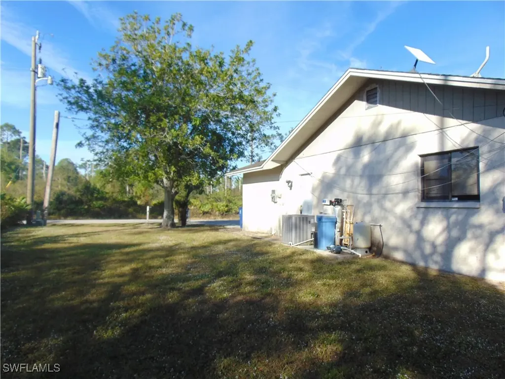 906 Wells Avenue Lehigh Acres FL 33972