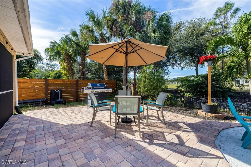 1575 Sunkist Way Fort Myers FL 33905