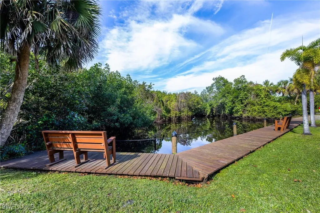 1575 Sunkist Way Fort Myers FL 33905