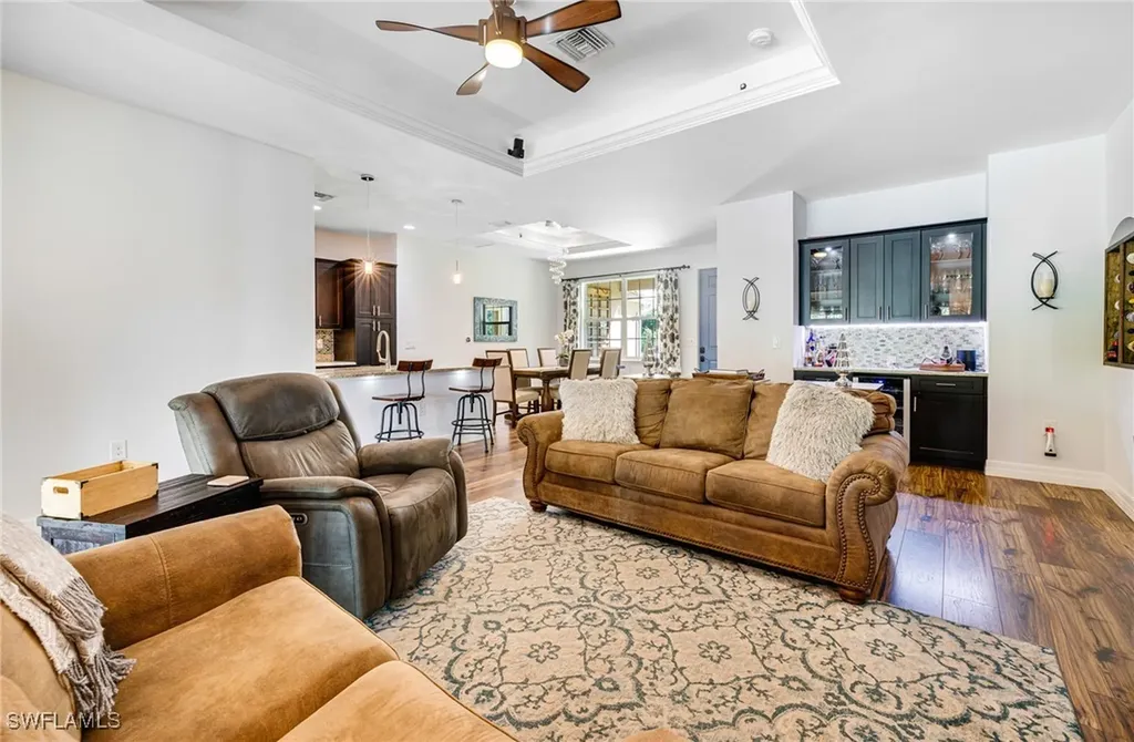 1575 Sunkist Way Fort Myers FL 33905