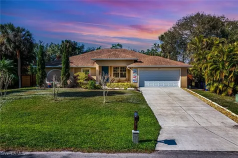 1575 Sunkist Way Fort Myers FL 33905
