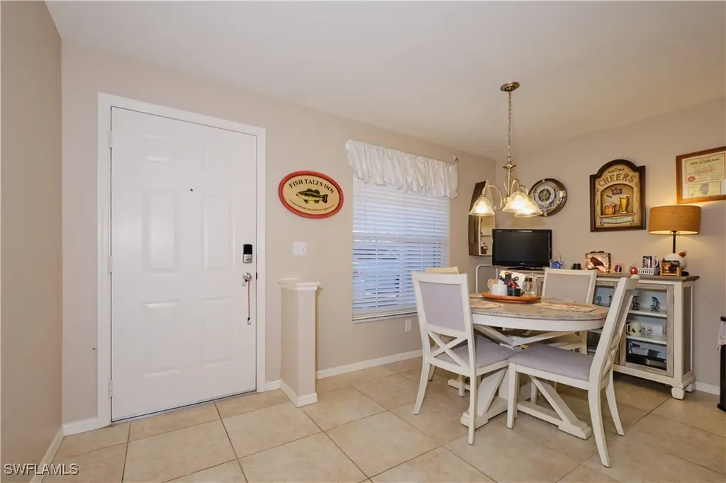 4634 SW 12th Place Cape Coral FL 33914