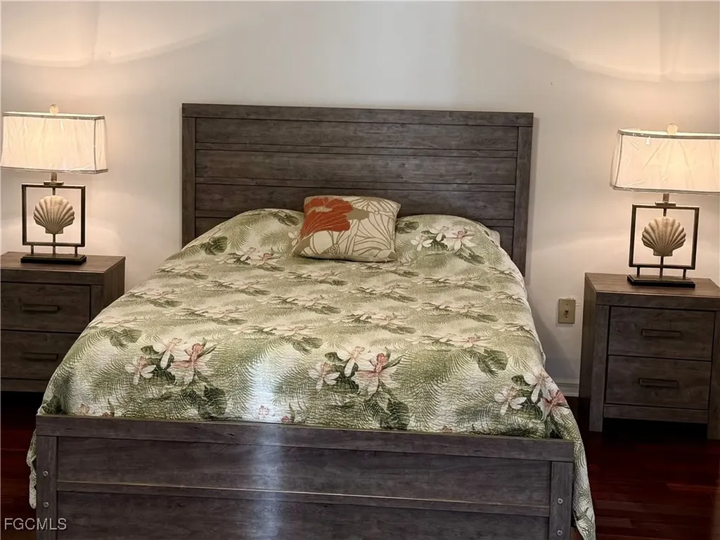 4634 SW 12th Place Cape Coral FL 33914