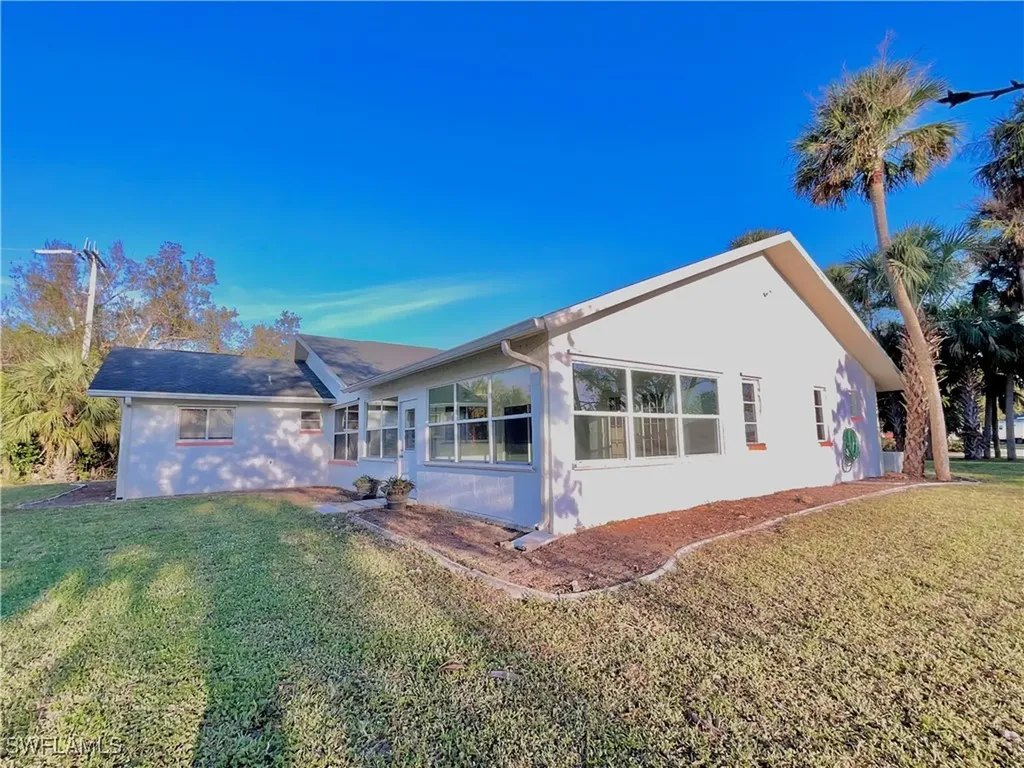 16279 Horizon Road North Fort Myers FL 33917