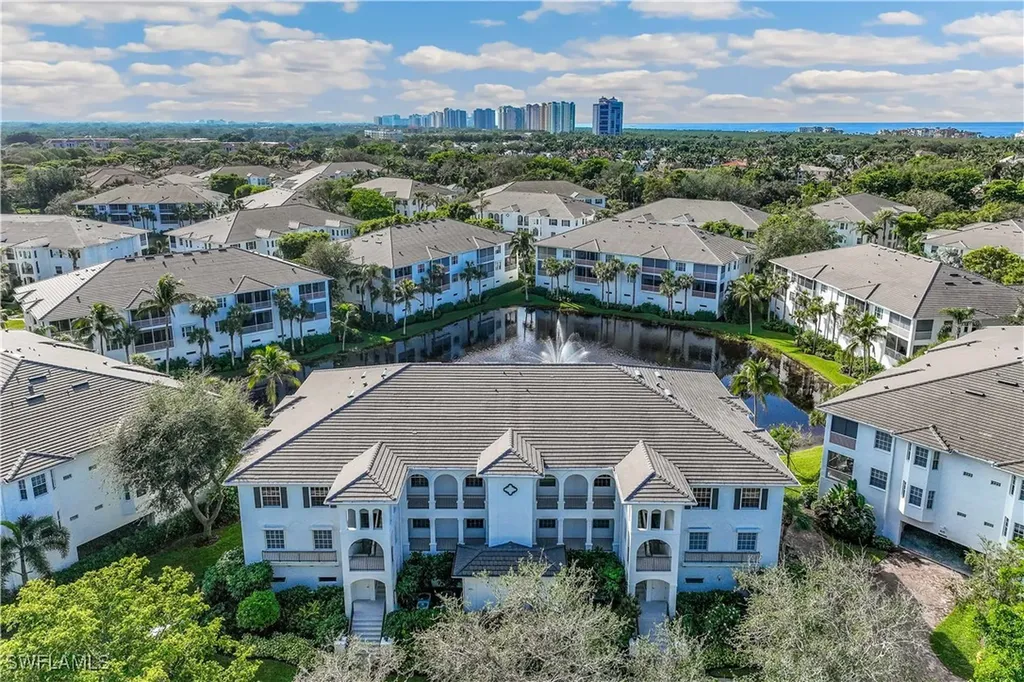 805 Bentwater Circle Naples FL 34108