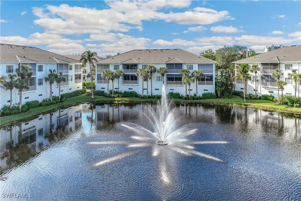 805 Bentwater Circle Naples FL 34108
