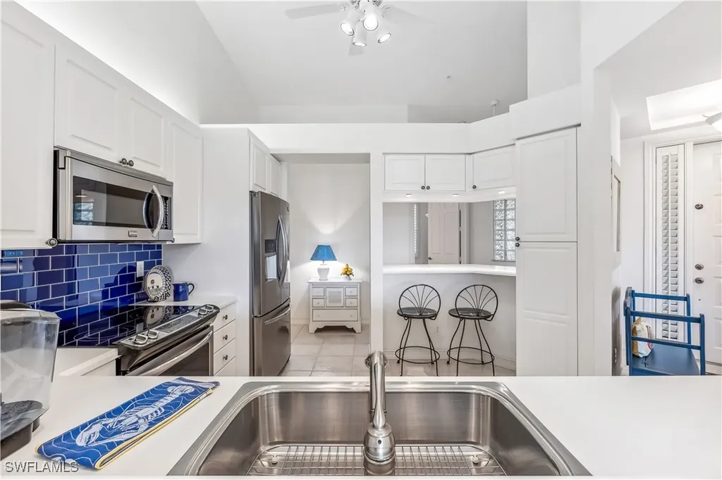 805 Bentwater Circle Naples FL 34108