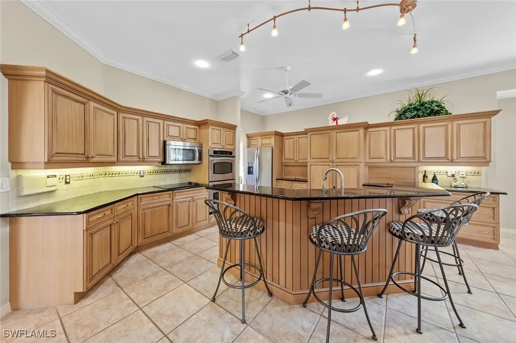 8830 King Lear Court Fort Myers FL 33908
