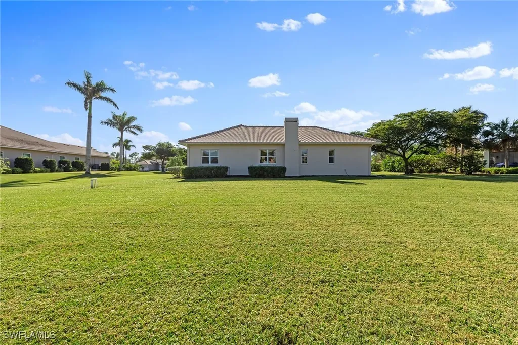 8830 King Lear Court Fort Myers FL 33908