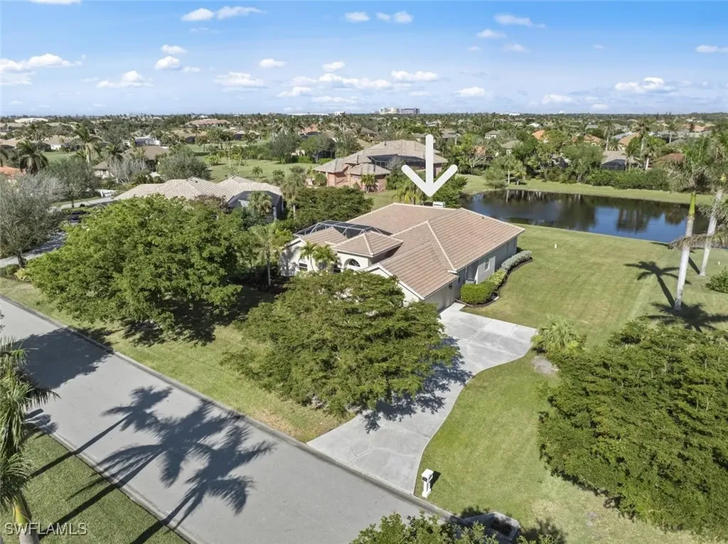 8830 King Lear Court Fort Myers FL 33908