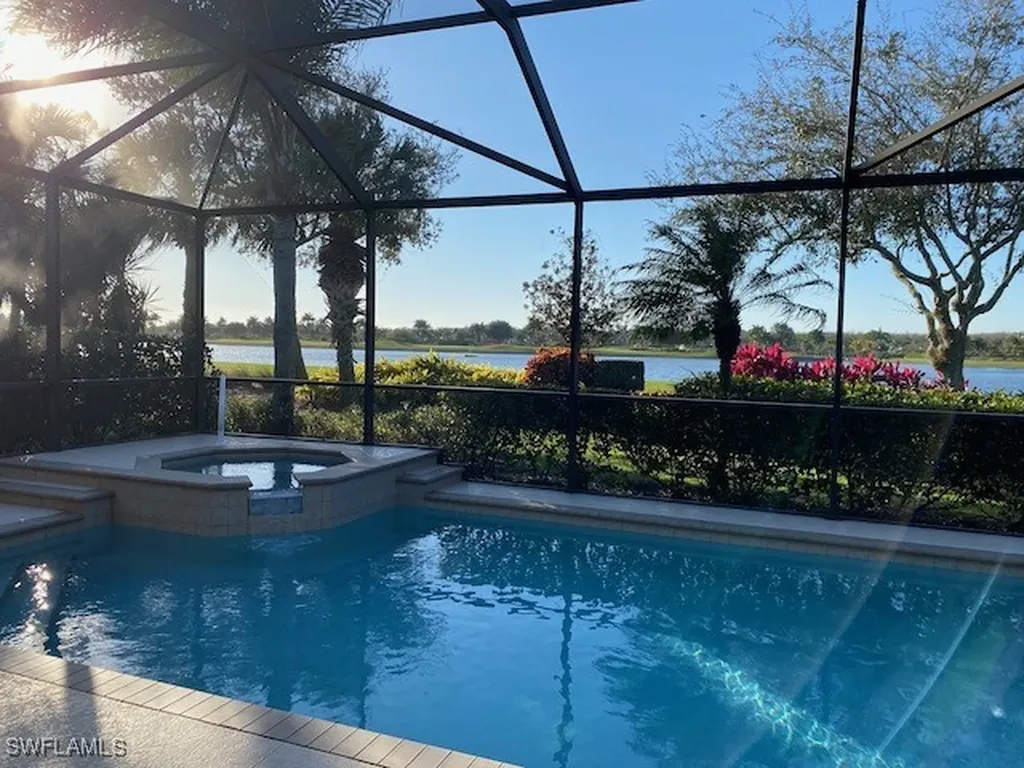 Naples FL, 10307 Gator Bay Court