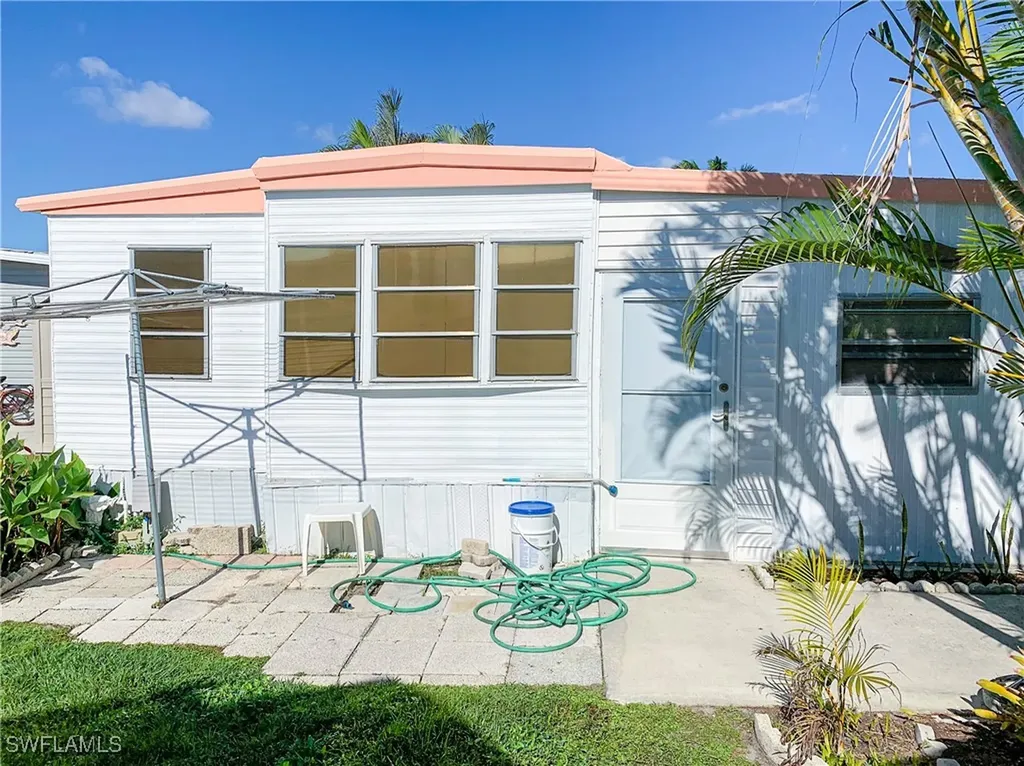 11591 Fox Sparrow Drive Fort Myers FL 33908