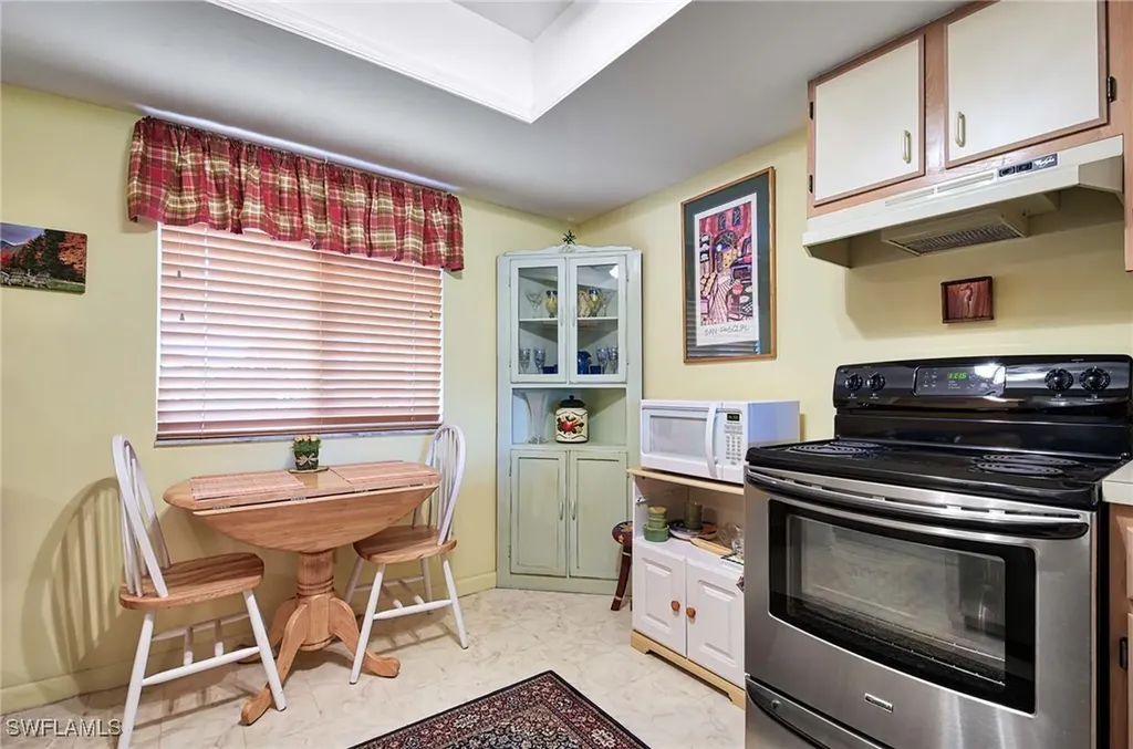 5695 Rattlesnake Hammock Road Naples FL 34113