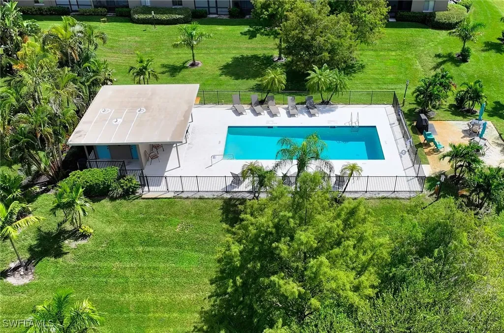 5695 Rattlesnake Hammock Road Naples FL 34113