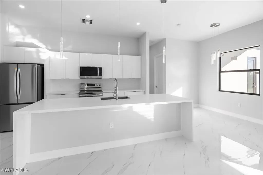 2848 NW 3rd Terrace Cape Coral FL 33993