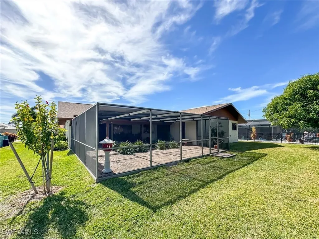 1219 SW 53rd Street Cape Coral FL 33914