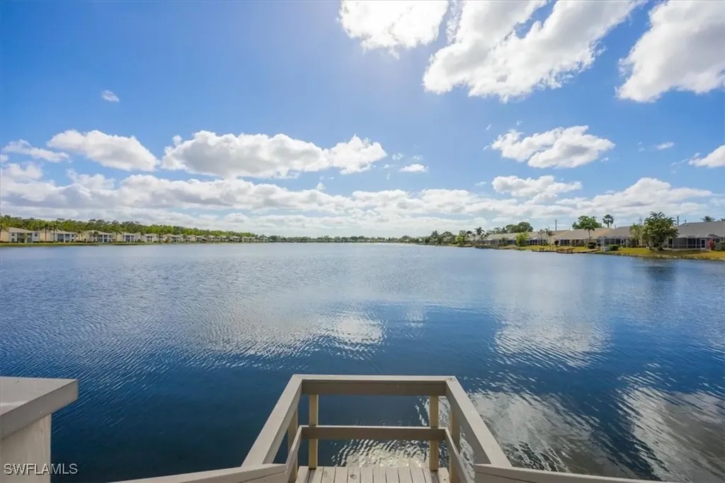 1835 Piccadilly Circus Naples FL 34112