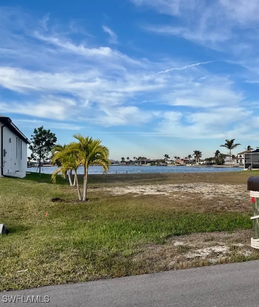 4304 NW 28th Street Cape Coral FL 33993