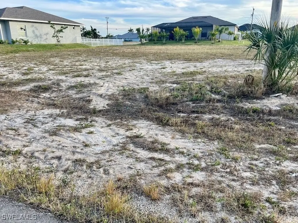 4304 NW 28th Street Cape Coral FL 33993