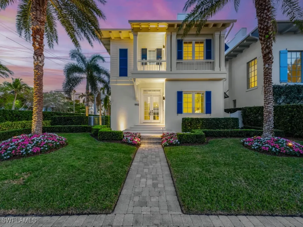 992 9th Avenue S Naples FL 34102