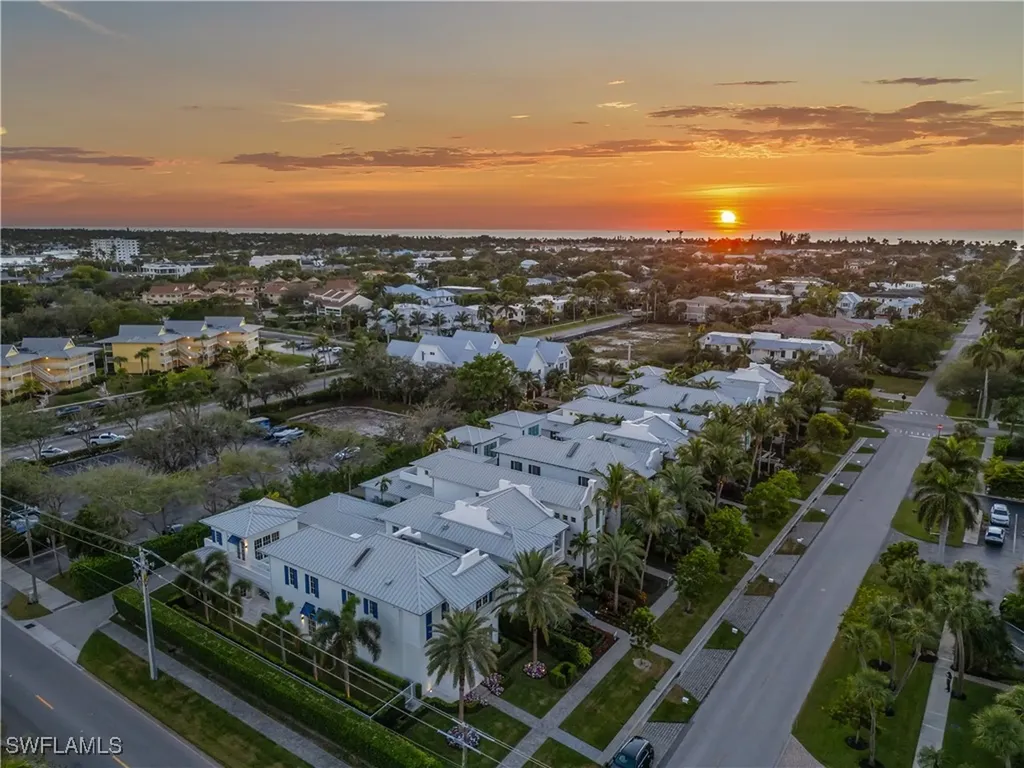 992 9th Avenue S Naples FL 34102