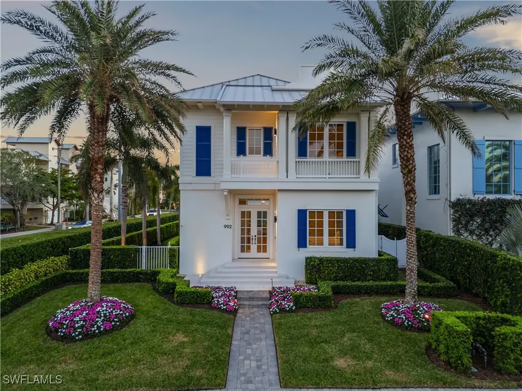 992 9th Avenue S Naples FL 34102