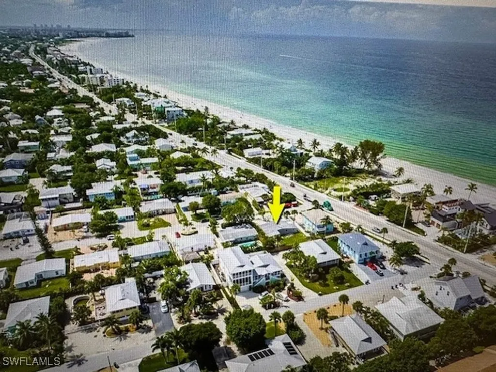 111 Hibiscus Drive Fort Myers Beach FL 33931