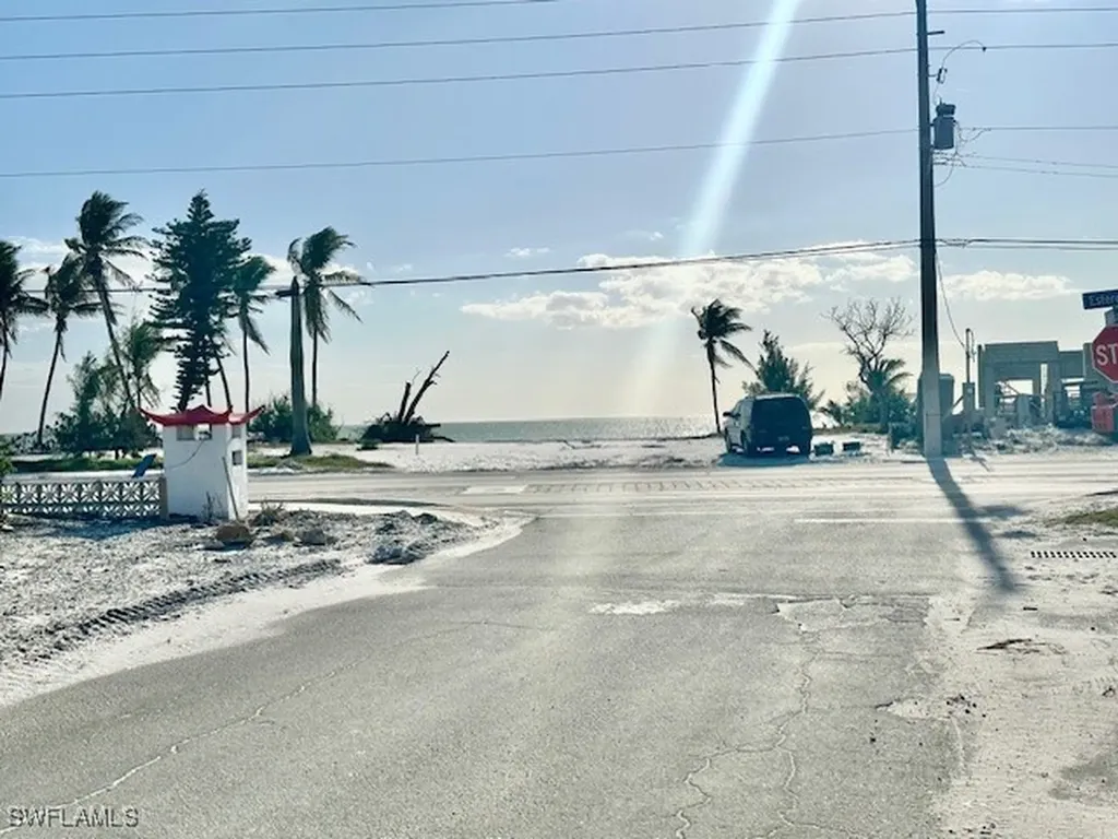 111 Hibiscus Drive Fort Myers Beach FL 33931