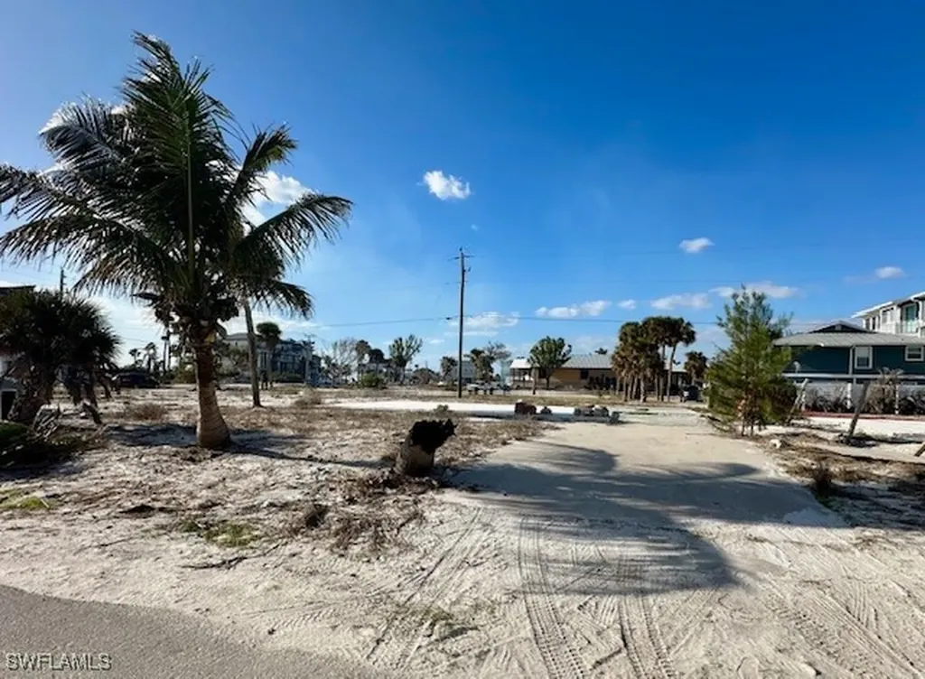 111 Hibiscus Drive Fort Myers Beach FL 33931