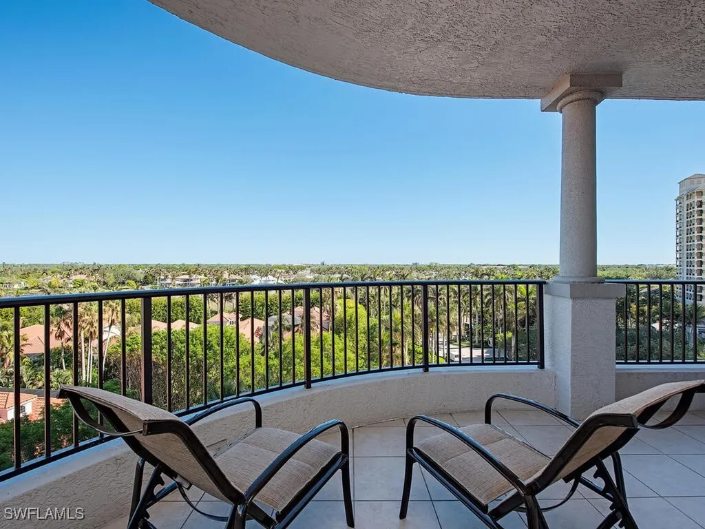 8930 Bay Colony Drive Naples FL 34108