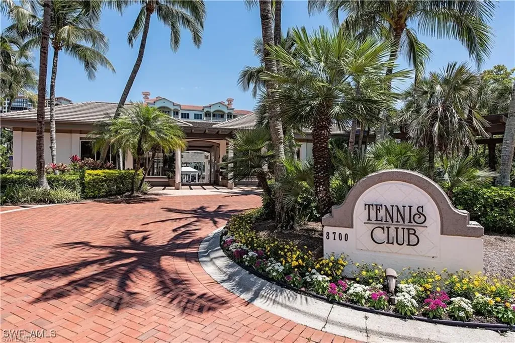 8930 Bay Colony Drive Naples FL 34108