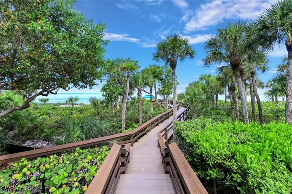 8930 Bay Colony Drive Naples FL 34108