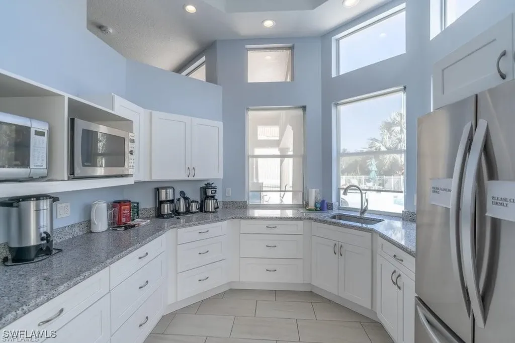 24361 Sandpiper Isle Way Bonita Springs FL 34134