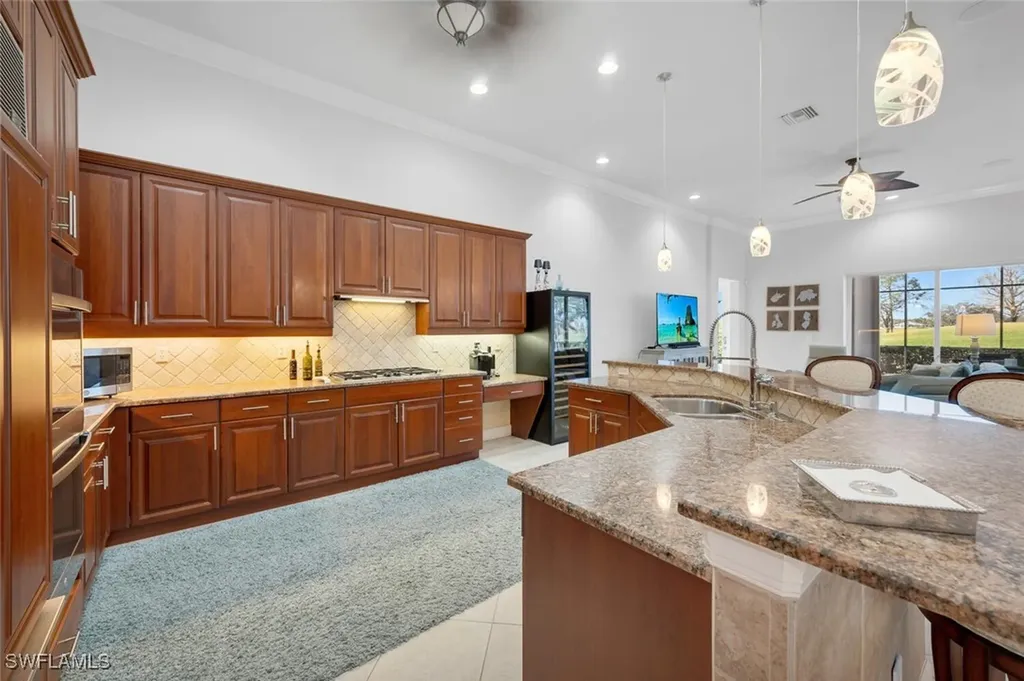400 Terracina Way Naples FL 34119