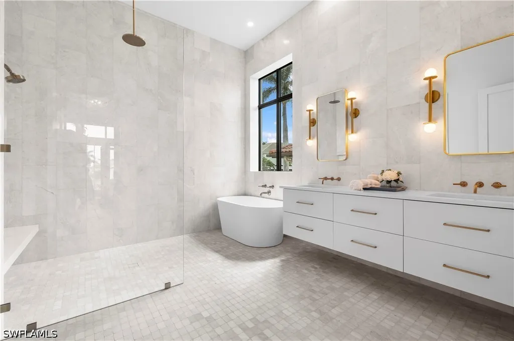 826 Magnolia Court Marco Island FL 34145