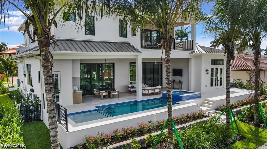 826 Magnolia Court Marco Island FL 34145