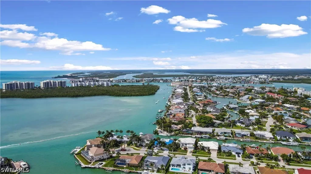 826 Magnolia Court Marco Island FL 34145